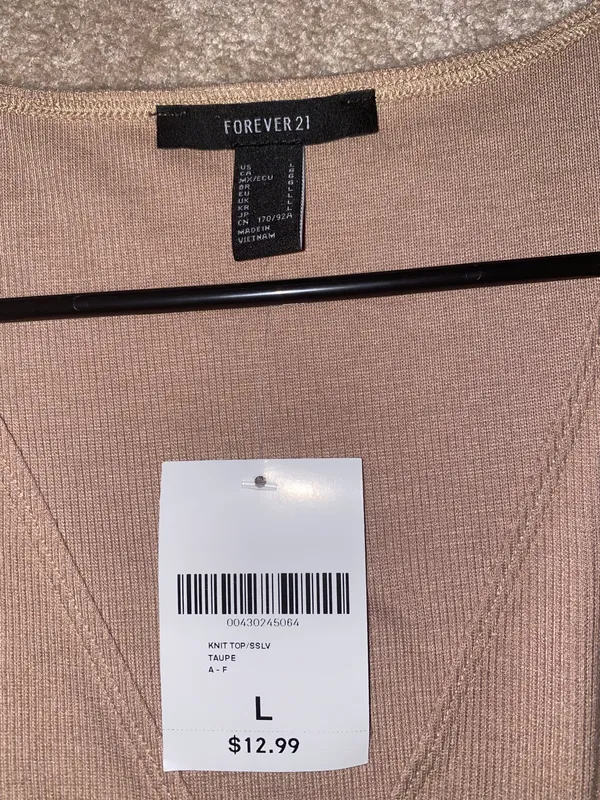 Forever 21 V-Neck Crop Top - Image 2