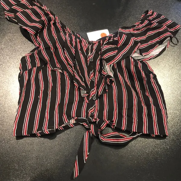 NWT Ambiance Large Black Red‎ White Striped Crop Top Off the Shoulders - Image 3