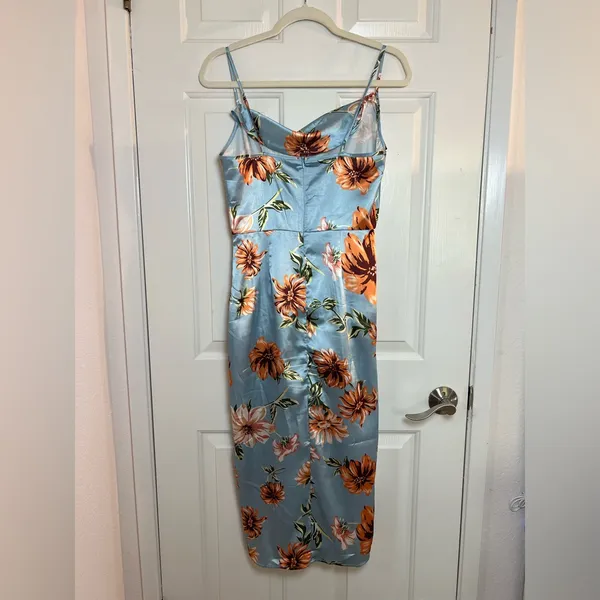 Women Floral Blue Midi dress Size‎ Medium - Image 8