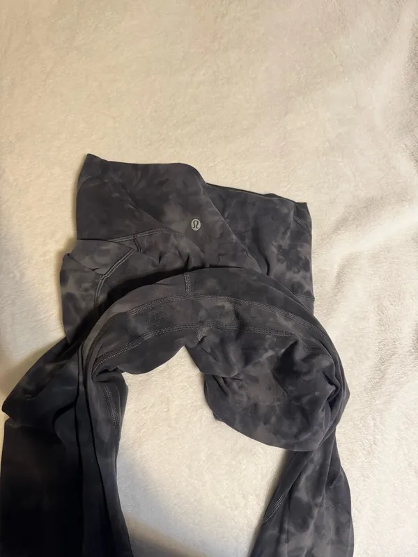 Lululemon Leggings - Image 4
