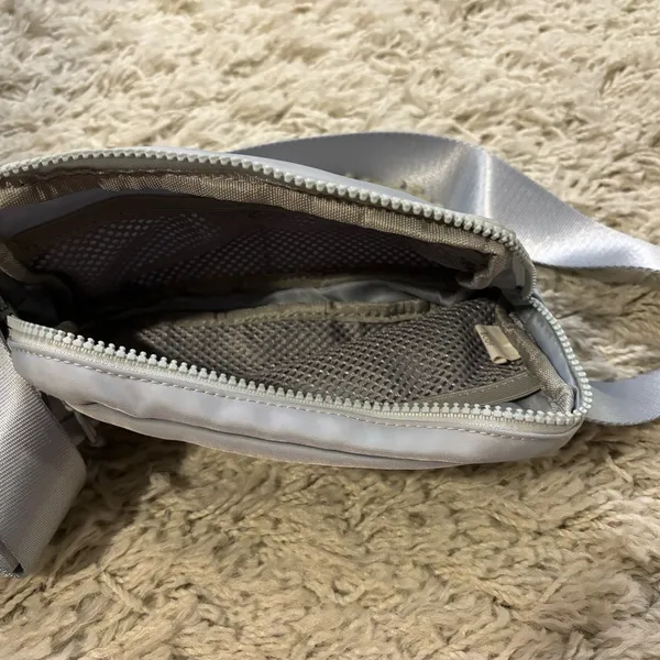 Stylish Gray/Blue Belt Bag Gray - Image 5