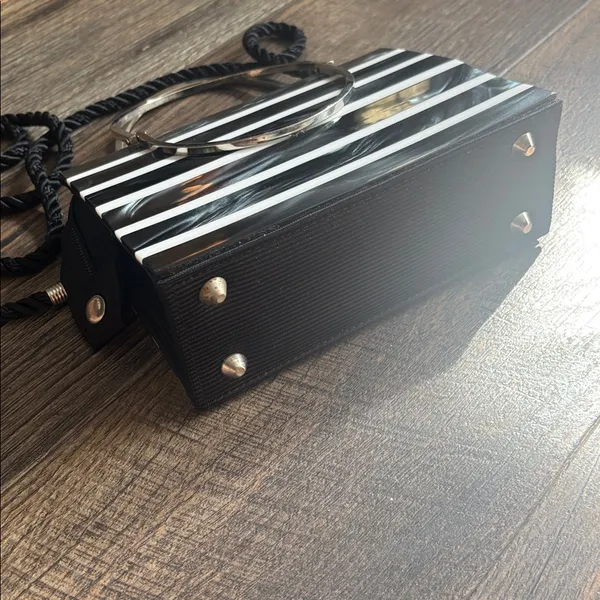 Black and White Striped Handbag - Image 4