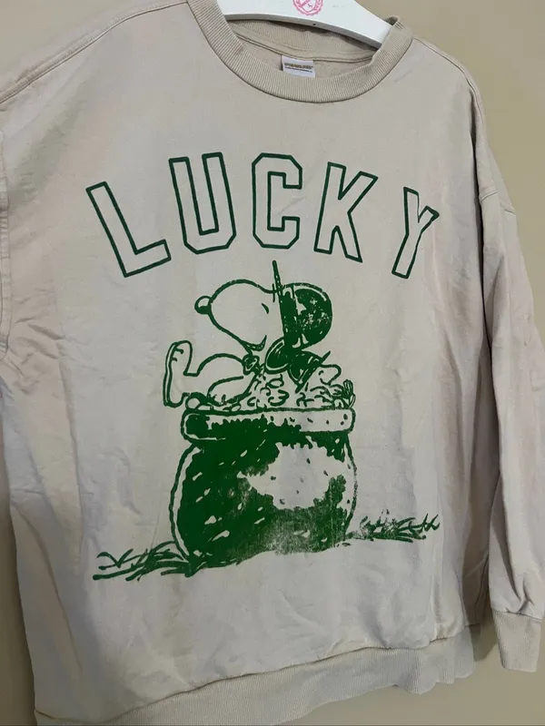 Peanuts Lucky Crewneck Sweatshirt Womans Size Large - Image 3