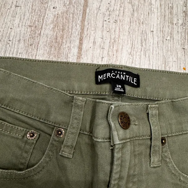 J.Crew Olive Green Skinny Pants Size 28 - Image 2