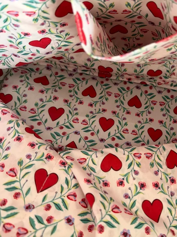 Vera Bradley Imperial Hearts Red Tote Embroidered Floral Vines Damask Cottage - Image 7