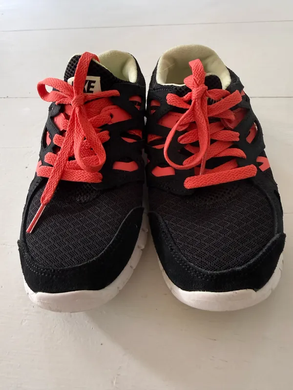 Nike Running Shoes size 6 - Image 2