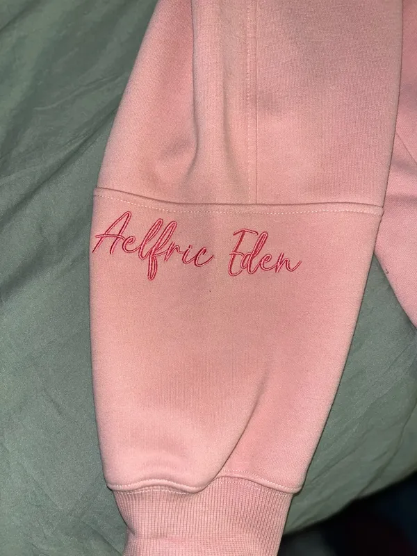 Aelfric Eden Hoodie Pink Black Heart Graphic Oversized Sweatshirt - Image 4