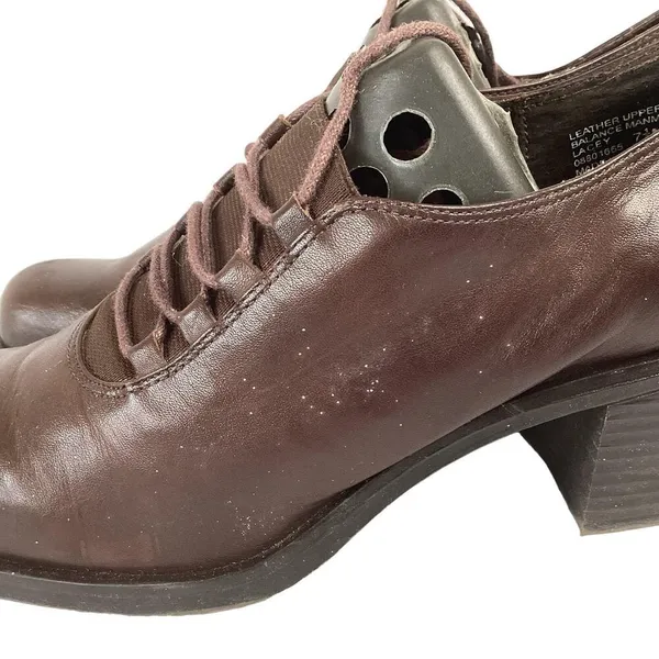 Sam & Libby Heeled Oxford Shoe - Image 4