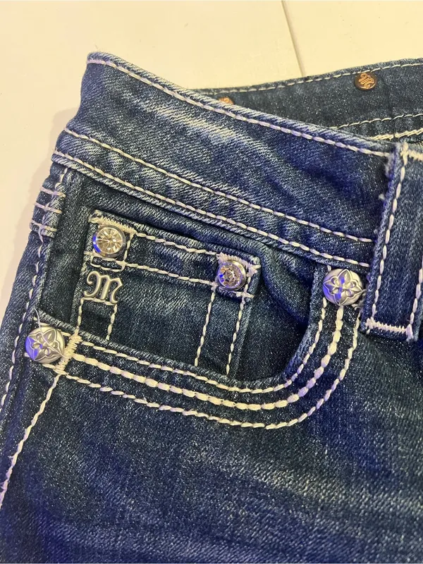 Miss Me easy Bermuda Denim Shorts size 27 - Image 5