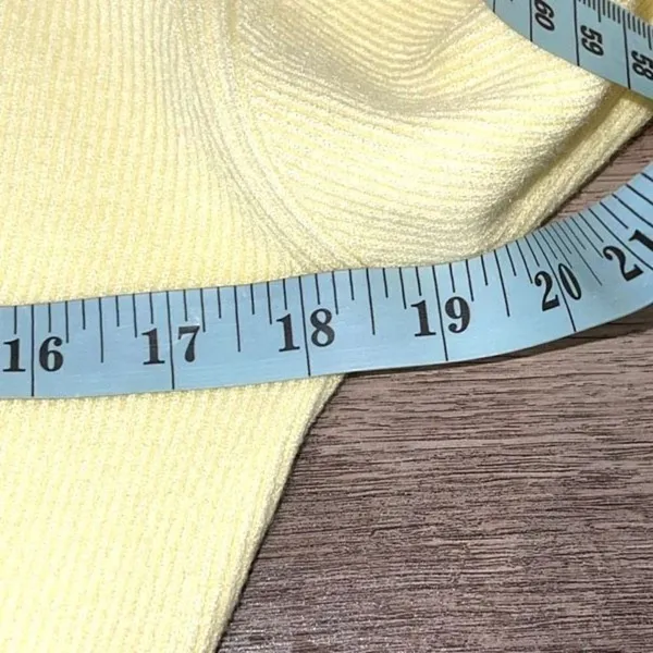 Mimosa Women's Ribbed Knit‎ Cropped Pullover Sweater Yellow Size Medium - Image 5