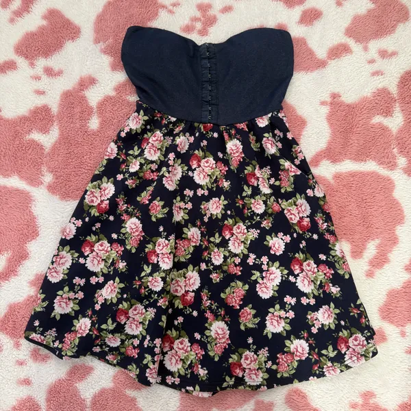 🌸 strapless floral mini dress – coquette summer vibes small 🌸 - Image 3
