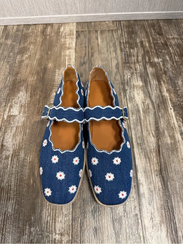 Maeve Denim Daisy Espadrille Mary Janes - Blue & White Size 8-9 - Image 5