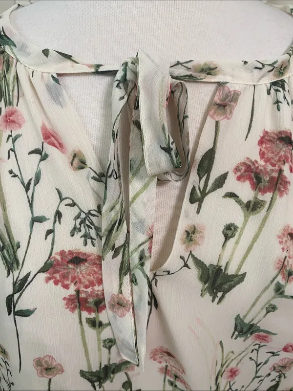Rose & Olive Floral V-Neck Blouse - Cream and Pink - Image 2