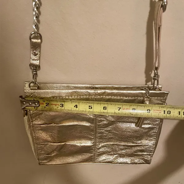 The Sak gold pleated bag - Image 3