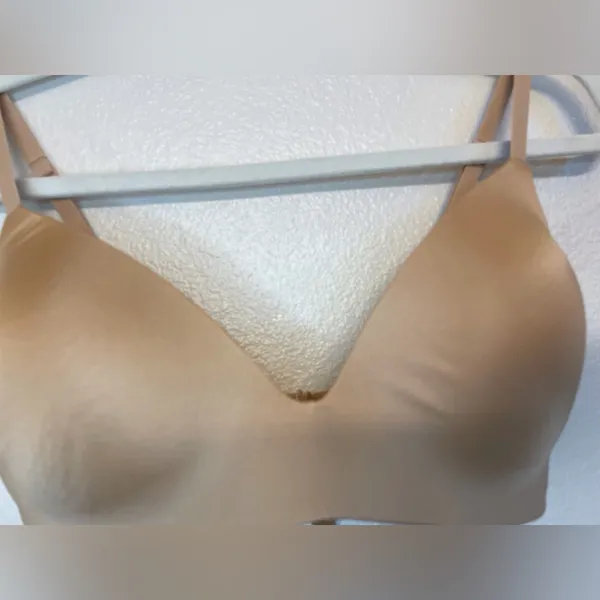 SKIMS NWT Women’s Wireless Form Lightly‎ Lined Bra in Clay Size 34 D - Image 3