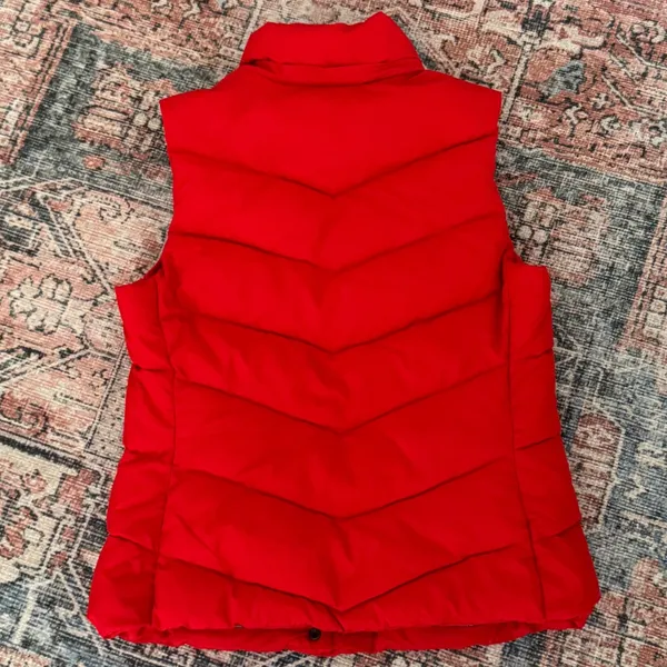 Gap Winter Edition Y2k Red Puffer Vest Chevron Quilted Small Outdoors Cozy Cabin - Image 3