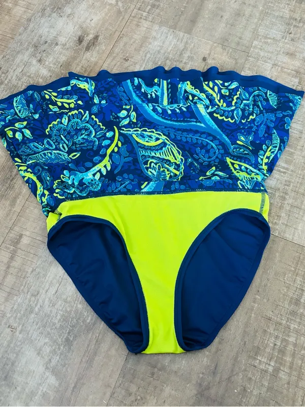 Title Nine Women's SPF Sport Swim Skort size M SPF 50 blue/green - Image 3