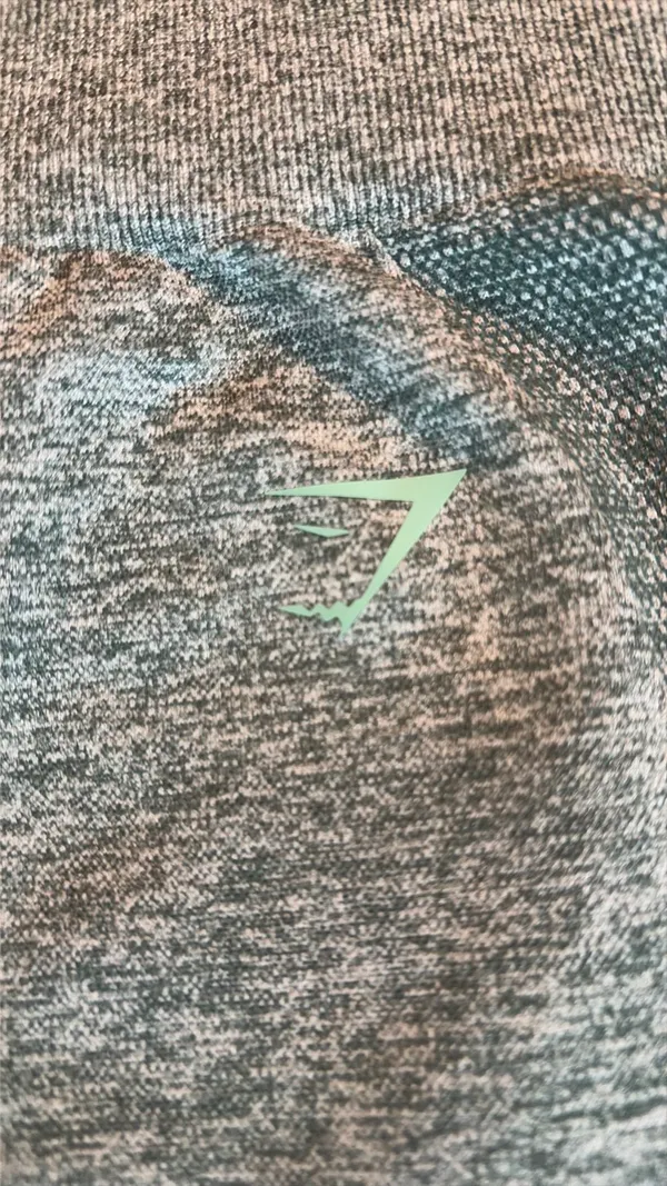 Gymshark shorts - Image 4