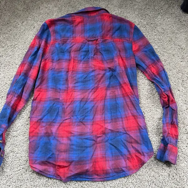 American Eagle Vintage Boyfriend Blue Red Plaid Flannel Shirt Size Medium - Image 7