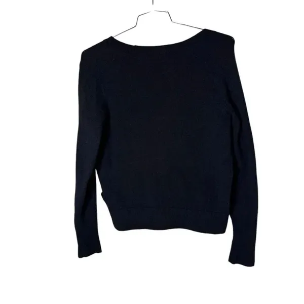 Madewell Wrap-Front Pullover Sweater in Coziest Yarn black S - Image 4