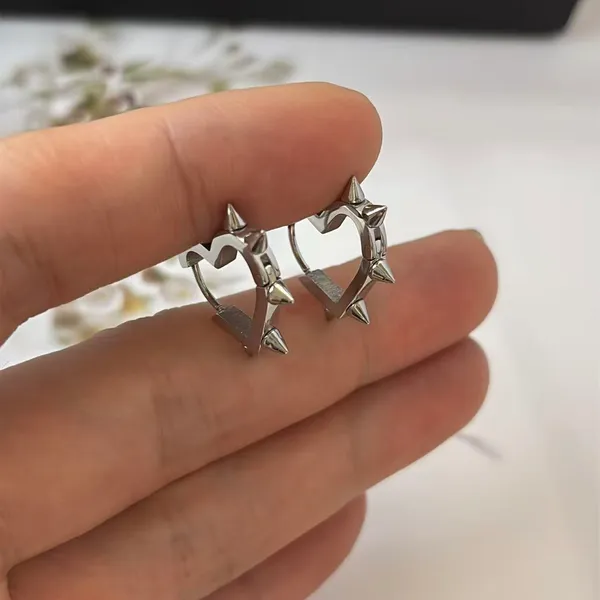 Spike Heart Stud Earrings for Men Women Streetwear Punk Hip Hop Unisex Style - Image 7