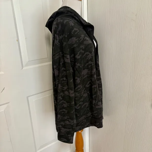 Fabletics Leah Oversized Zip Hoodie* - Image 5