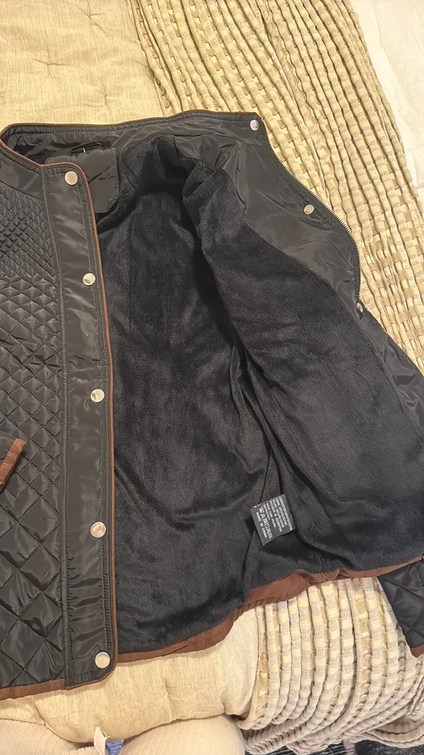 Quilted Jacket Black - Image 3