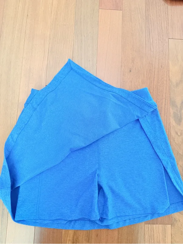 Outdoor Voices Court skort 4.5” size L - Image 8