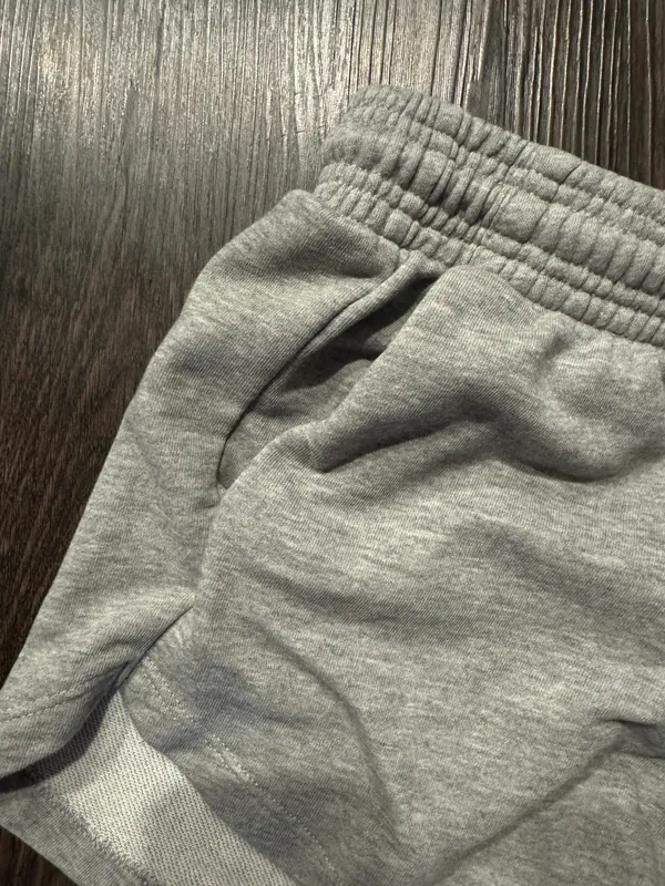 H&M Sweatshorts - Image 4