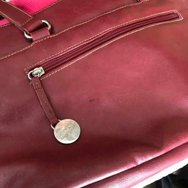 1990s vibrant red CARRYLAND leather shoulder hand rectangular bag purse - Image 6