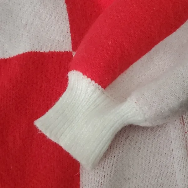 Color Block sweater size XL very warm and thick perfec for Christmas time red an - Image 3