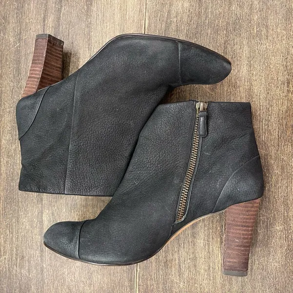 COLE HAAN Harper Bootie II Black Nubuck Leather Side Zip Ankle Size 6 1/2‎ - Image 3