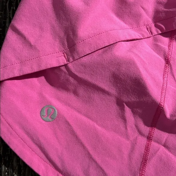 Lululemon Speed Up Low-Rise Short 2.5" Swift Running Lightweight Sonic Pink Sz 8 - Image 4
