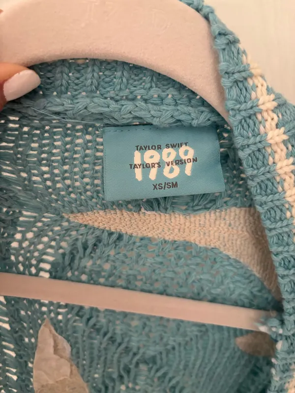 Taylor Swift Authentic 1989 Cardigan - Image 4