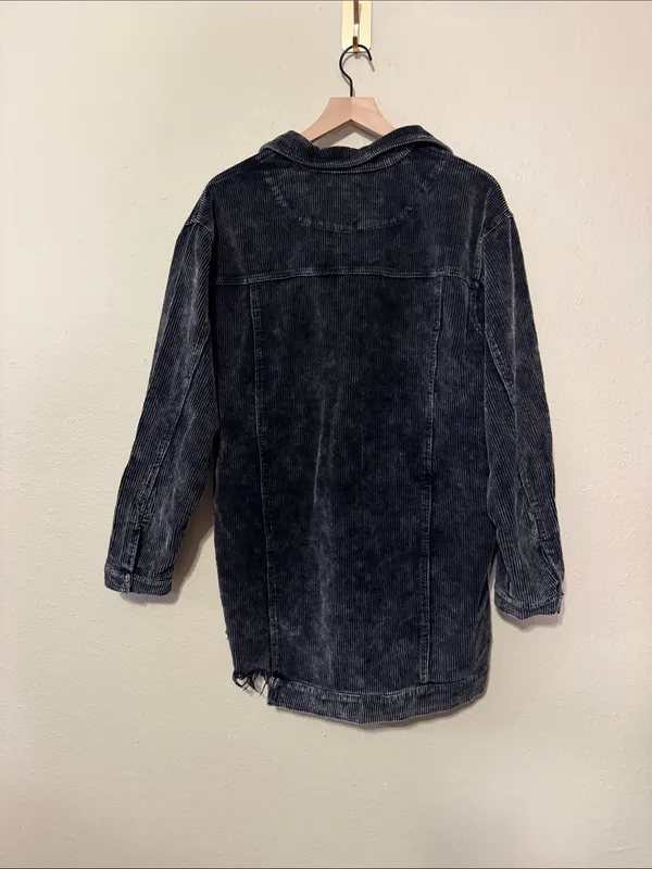 POL Distressed Black Corduroy Trucker Jacket Size Medium - Image 6