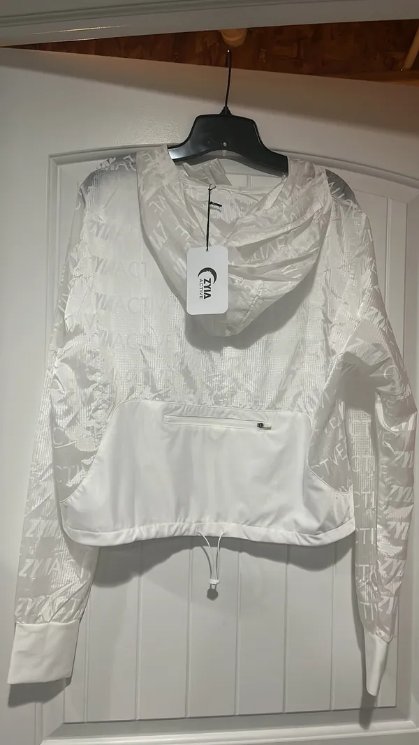 White Active Breeze Lightweight Hooded Jacket Size L. - Image 6
