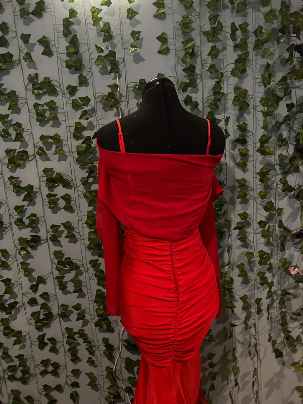 Red floor length gown Size XS - Image 8