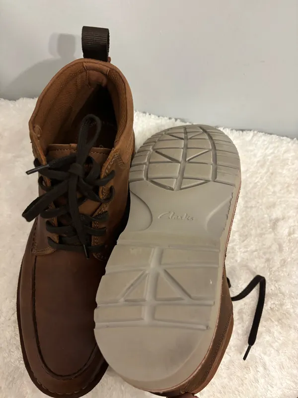 Men’s Clarks Boots Sz. - Image 12