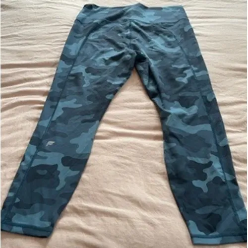 Fabletics Define High-Waisted 7/8 Leggings Blue Camo Size Large NWT - Image 5