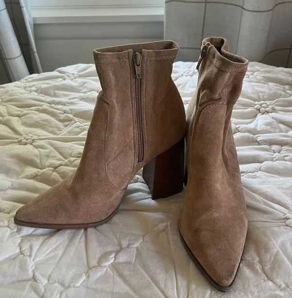 Steve Madden Touchdown Boots - Image 5