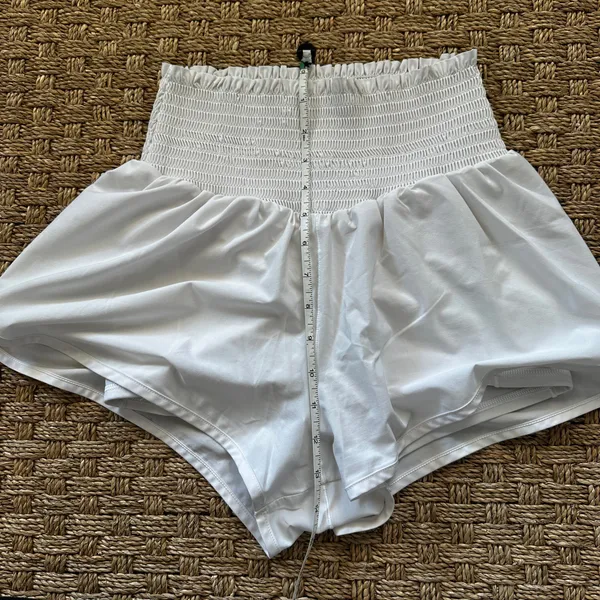 OFFLINE by Aerie smocked athletic shorts - Image 8