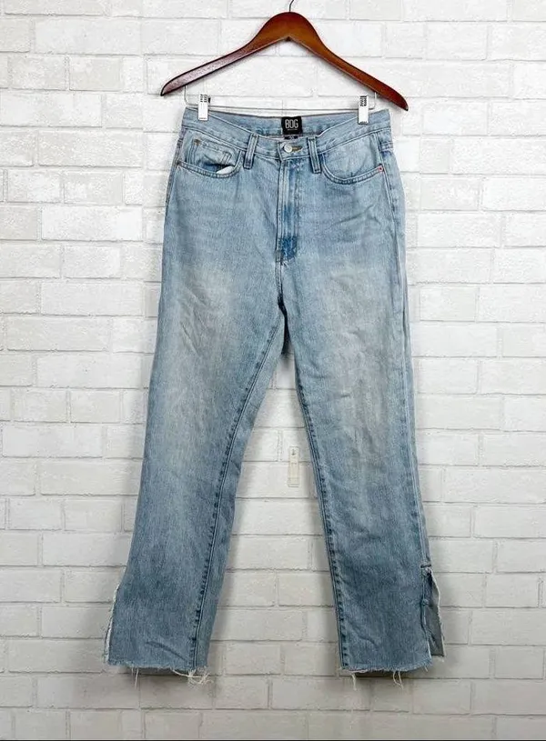 Urban Outfitters NWT BDG Split Raw Hem High Waisted Mom Jeans - Image 2