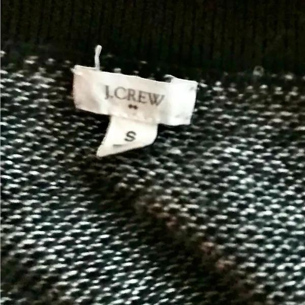 J Crew Gray V-neck Cardigan with Four Button Closure Sz S - Image 5