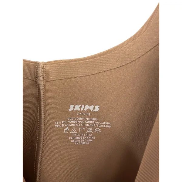 Skims Body Unlined Plunge Thong Bodysuit Clay Small NWT - Image 5