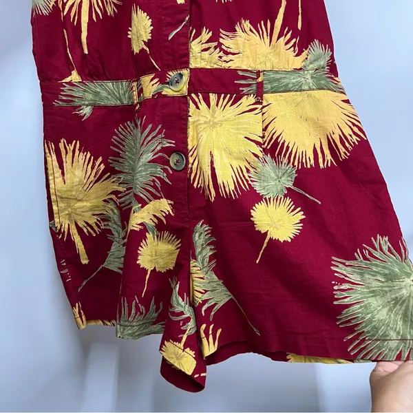 Free People Maroon Malibu Tropical Print Shorts Romper Size Medium w/pockets - Image 3