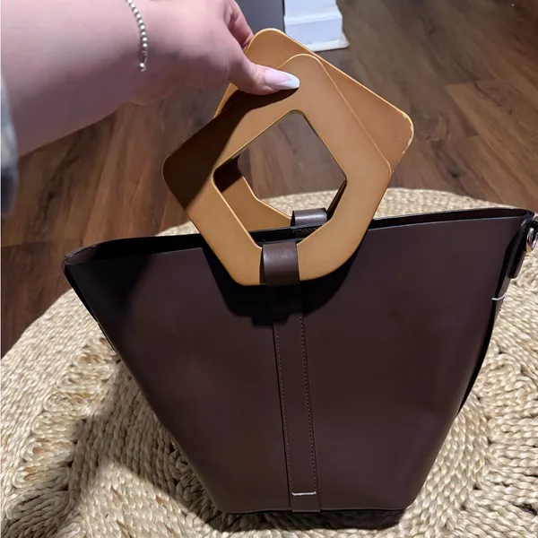 Zara rigid shopper bag square wooden handle spring boho designer resort casual - Image 5