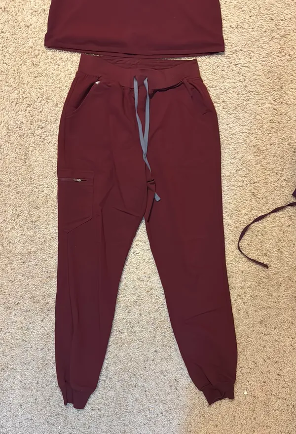 Burgundy Scrubs Set - Image 2