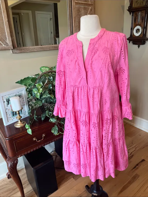 crown & ivy Bright Pink Eyelet Tiered Midi Dress - Image 2