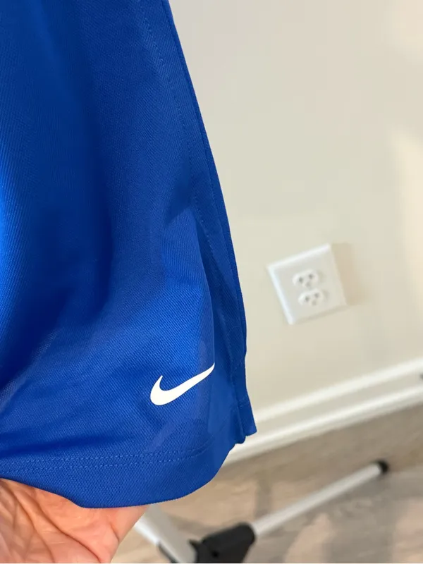 Nike Dri-FIT Women’s Golf Polo Medium Royal Blue White Stripe Collar Standard Fi - Image 4