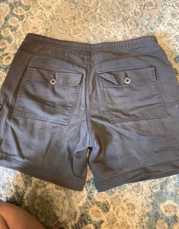 suburban size S shorts women - Image 2